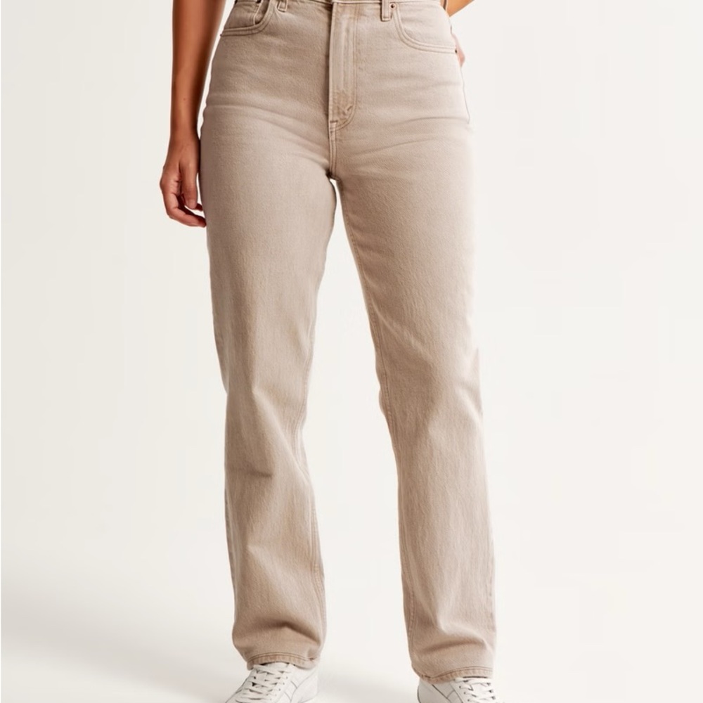 A&F Curve Love 90s Jeans